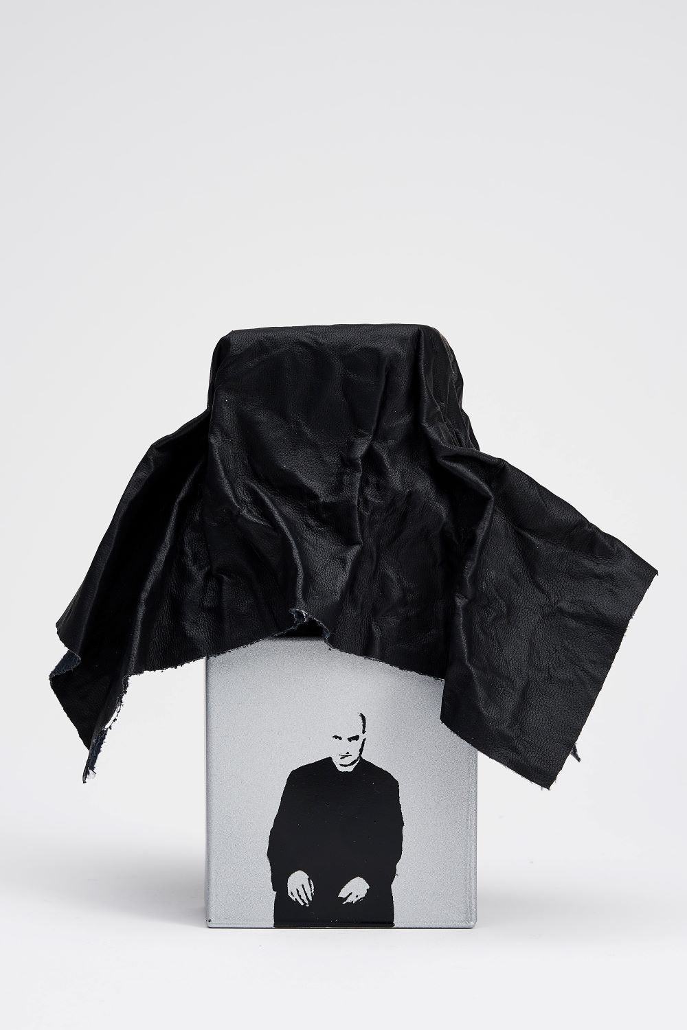 IO NON HO MANI CHE MI ACCAREZZANO IL VOLTO